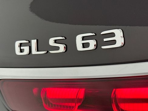 Certified 2025 Mercedes-Benz GLS 63 AMG 4MATIC image 10