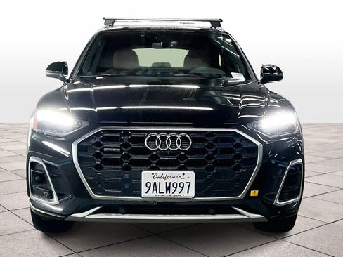 Used 2022 Audi Q5 e Premium Plus w/ Premium Plus Package image 3