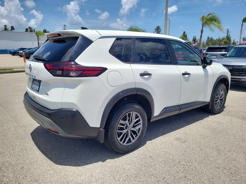 Used 2023 Nissan Rogue S AWD/4WD image 4