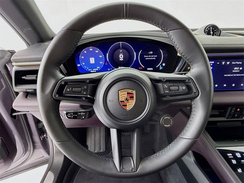 Used 2024 Porsche Macan 4 Electric image 15