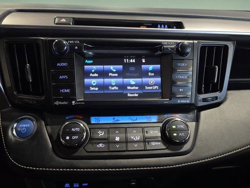 Used 2017 Toyota RAV4 XLE image 22