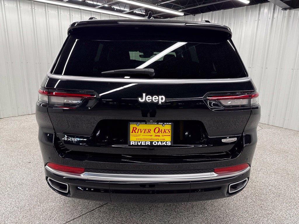 Used 2025 Jeep Grand Cherokee L Summit AWD/4WD image 5