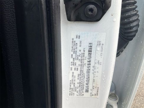 Used 2020 Ford F350 Platinum w/ FX4 Off-Road Package image 18