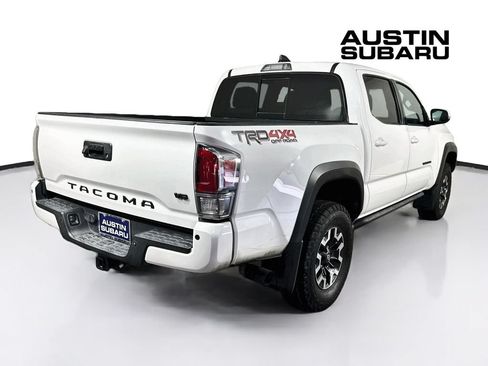 Used 2021 Toyota Tacoma TRD Off-Road w/ Technology Package AWD/4WD image 7