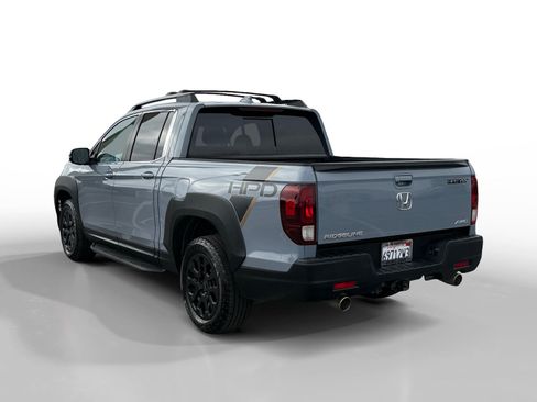 Certified 2023 Honda Ridgeline RTL image 3