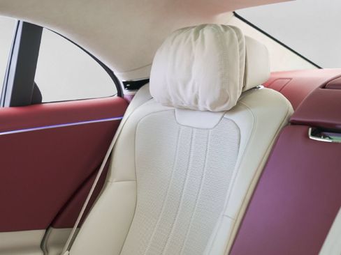 Used 2023 Bentley Flying Spur V8 AWD/4WD image 15