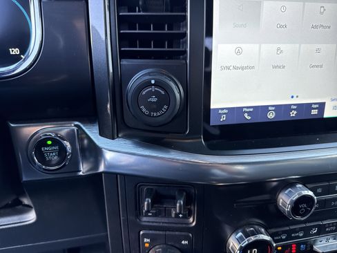 Certified 2021 Ford F150 Lariat w/ Equipment Group 502A High image 46