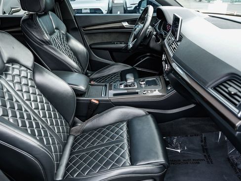 Used 2020 Audi SQ5 Premium Plus w/ Premium Plus Package image 17