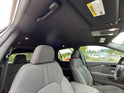 Used 2025 Honda Pilot Sport image 28