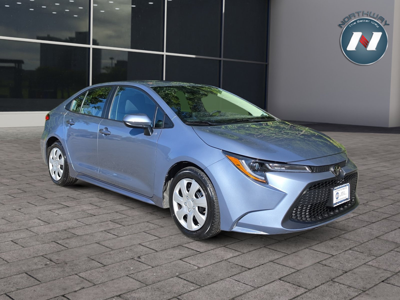 Used 2022 Toyota Corolla LE FWD image 7