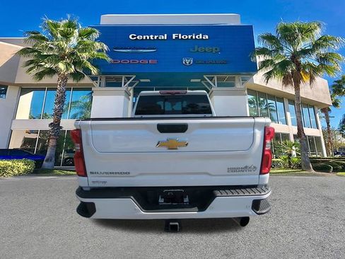 Used 2024 Chevrolet Silverado 3500 High Country w/ High Country Premium Package image 6