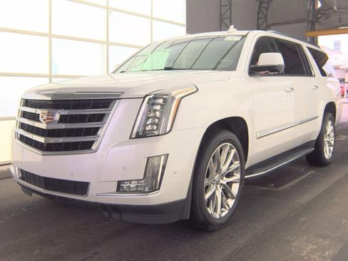 Used 2019 Cadillac Escalade ESV Luxury AWD/4WD image 1