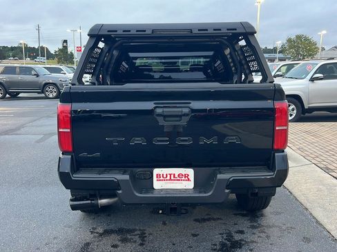 New 2025 Toyota Tacoma SR5 image 5