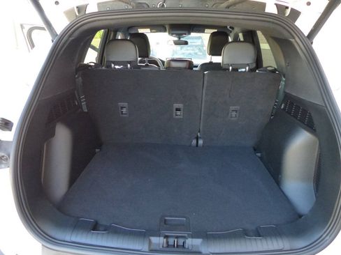 Used 2025 Ford Escape ST-Line w/ Tech Pack #1 AWD/4WD image 36