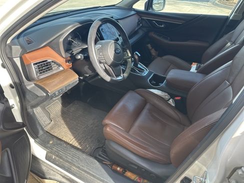 Used 2022 Subaru Outback Touring w/ Tech Package 2 image 5