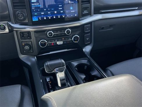 Used 2022 Ford F150 Lariat w/ Equipment Group 502A High image 17