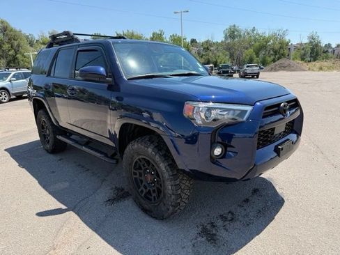 Used 2024 Toyota 4Runner SR5 AWD/4WD image 7