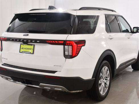 New 2026 Ford Explorer Active w/ Active Comfort Package AWD/4WD image 12