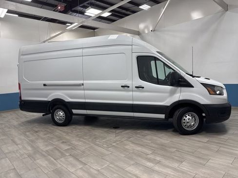 Used 2024 Ford Transit 250 148 High Roof Extended AWD w/ Load Area Protection Package image 2