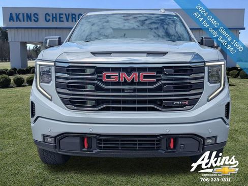 Certified 2024 GMC Sierra 1500 AT4 w/ Technology Package AWD/4WD image 9