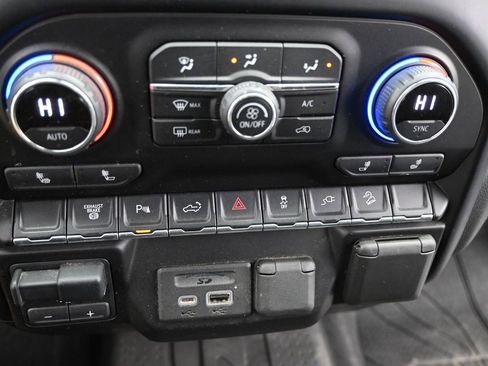 Used 2021 Chevrolet Silverado 2500 LT w/ All Star Edition image 32