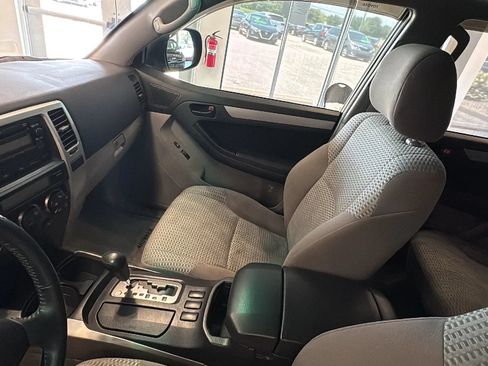 Used 2008 Toyota 4Runner SR5 RWD image 27