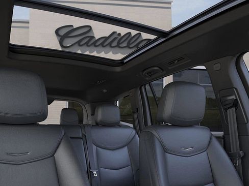 New 2025 Cadillac XT6 Luxury image 25