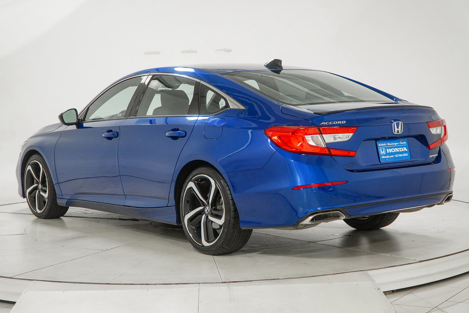 Used 2022 Honda Accord Sport image 7