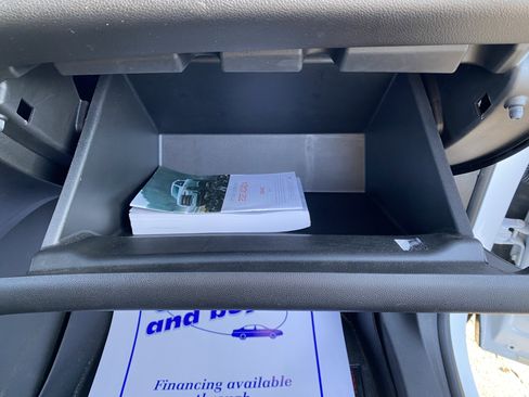 Used 2021 GMC Acadia SLE image 22