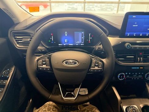 Used 2025 Ford Escape Active w/ Cold Weather Package image 20