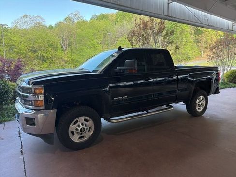 Used 2017 Chevrolet Silverado 2500 LT w/ All Star Edition image 4