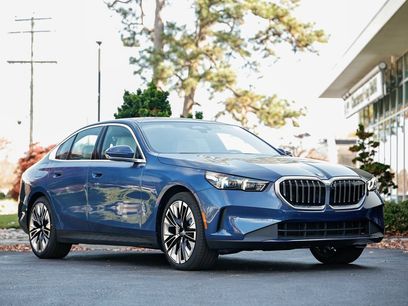 New 2026 BMW 530i w/ Premium Package