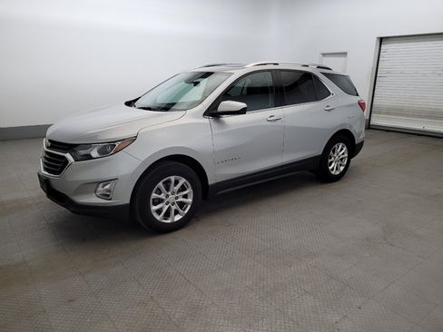 Used 2020 Chevrolet Equinox LT AWD/4WD image 2