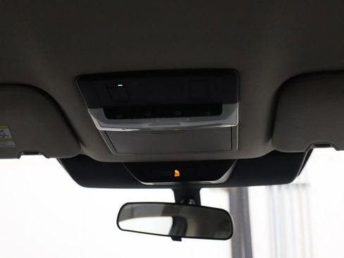 Used 2024 Nissan Pathfinder SV image 29