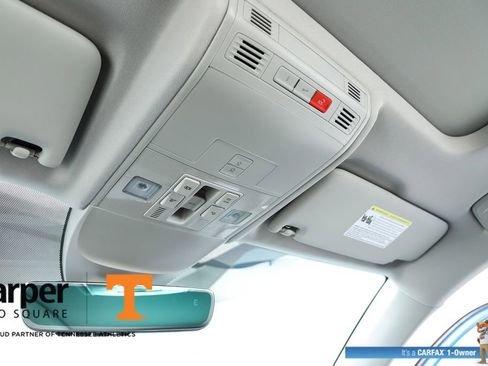 Used 2025 Volkswagen Taos SEL image 26