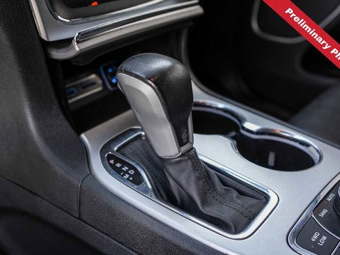 Used 2016 Jeep Grand Cherokee High Altitude AWD/4WD image 17
