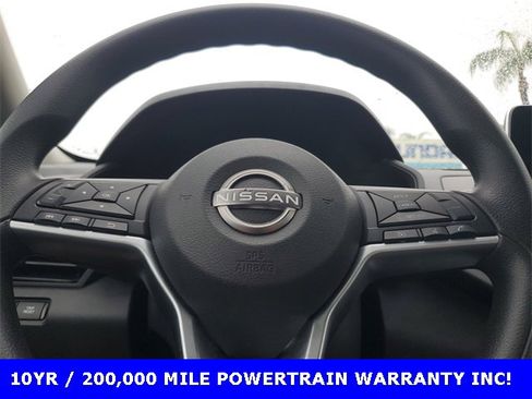 Used 2023 Nissan Altima 2.5 SV image 14