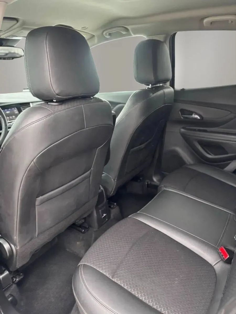 Used 2022 Buick Encore Preferred w/ Safety Package AWD/4WD image 16