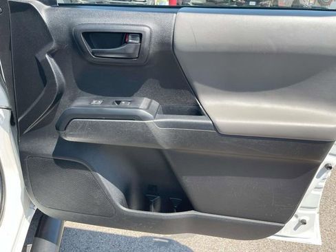 Used 2022 Toyota Tacoma SR w/ SR Convenience Package RWD image 24
