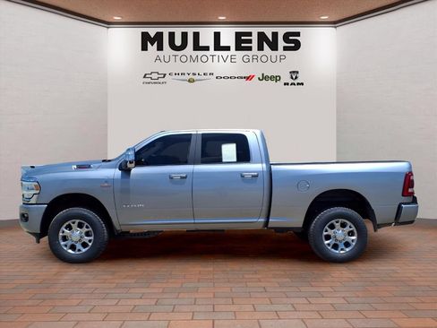 Used 2024 RAM 2500 Laramie AWD/4WD image 8