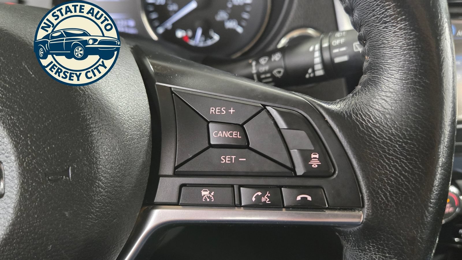 Used 2018 Nissan Rogue Sport SL AWD/4WD image 13