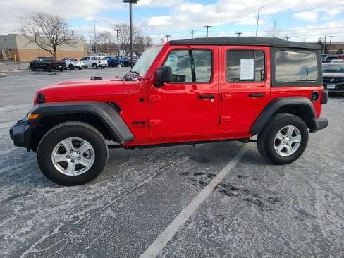 Used 2022 Jeep Wrangler Unlimited Sport image 2