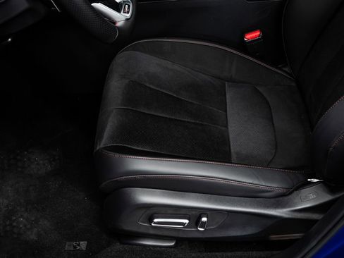 Certified 2025 Acura ADX A-Spec image 36