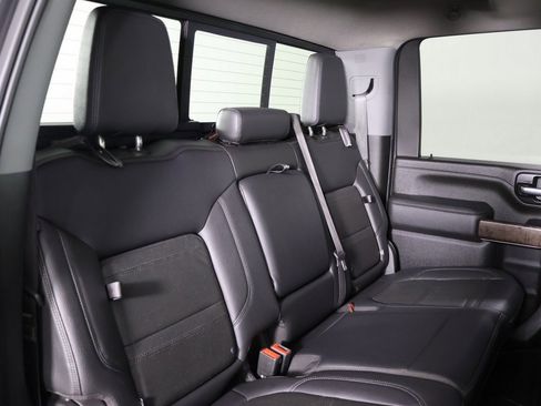 Used 2022 GMC Sierra 2500 Denali w/ Denali Black Diamond Edition image 31