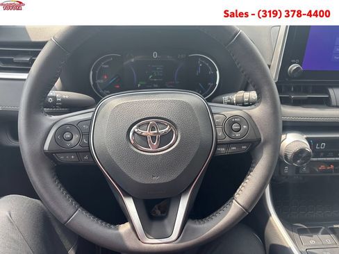 Certified 2025 Toyota RAV4 XLE w/ Convenience Package AWD/4WD image 18