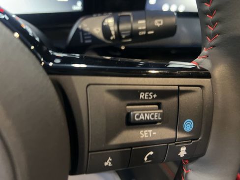 New 2026 Nissan Kicks SR w/ SR Premium Package AWD/4WD image 42