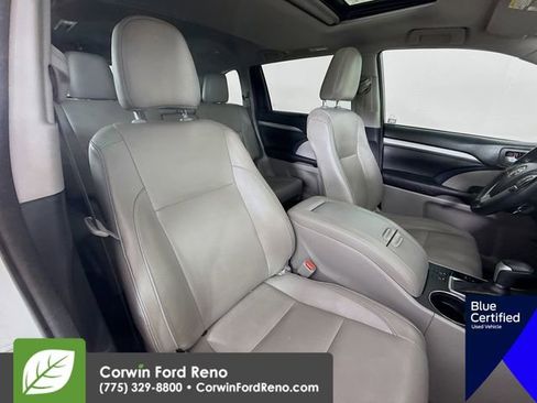 Used 2018 Toyota Highlander XLE w/ Protection Package #3 AWD/4WD image 33