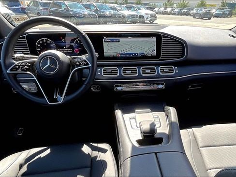 Used 2025 Mercedes-Benz GLE 350 4MATIC image 13
