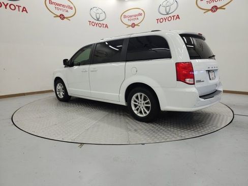 Used 2019 Dodge Grand Caravan SXT image 6