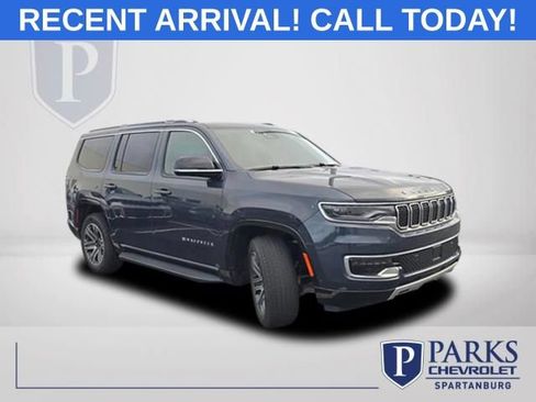 Used 2024 Jeep Wagoneer Series II w/ Flexible Seating Group AWD/4WD image 1